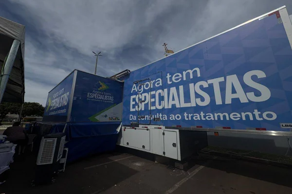 Carreta para atendimentos de saúde da mulher chega ao Gama