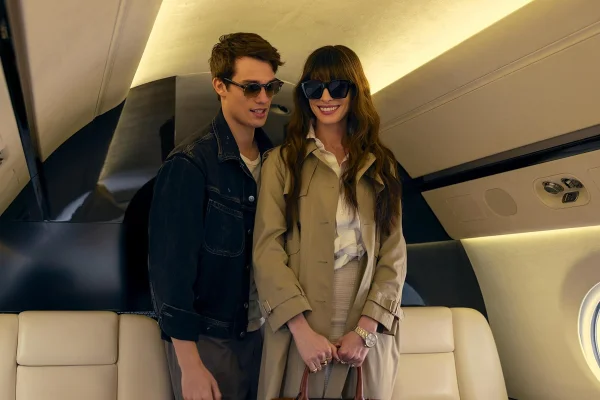 Uma Ideia de Você anne hathaway moda figurino