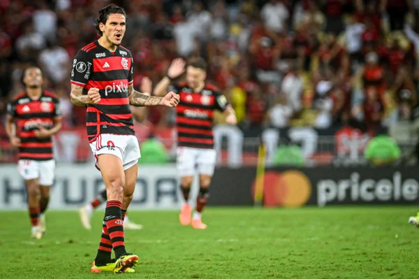 Libertadores: Flamengo conquista 100ª vitória e avança às oitavas