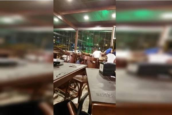 Vídeo: homem deixa pessoa ferida após disparar contra bar em Goiânia