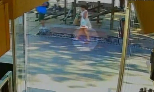 imagem colorida turista que acusou baiana de furto perdeu a carteira