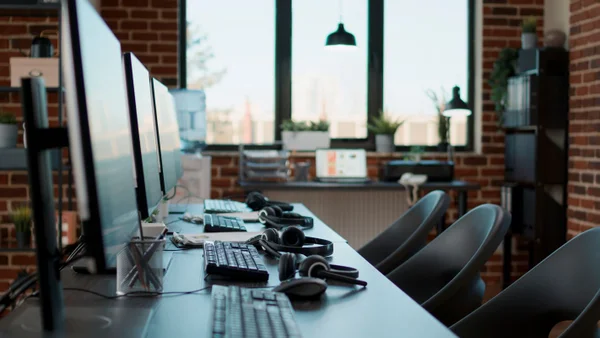call center, baias de trabalho
