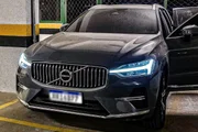 Carro de luxo apreendido Carro de luxo apreendido