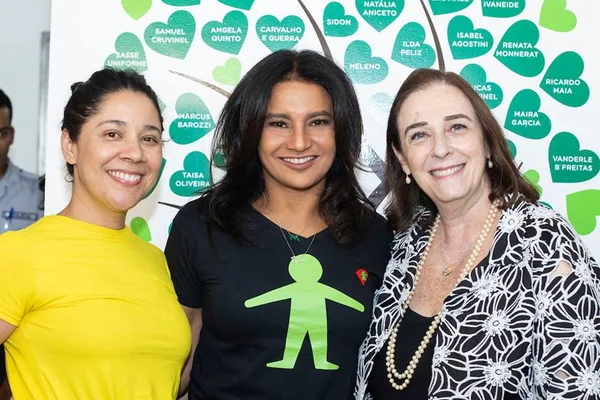 Katia Ferreira e Marlova Noleto inauguram a sede do Instituto Proeza
