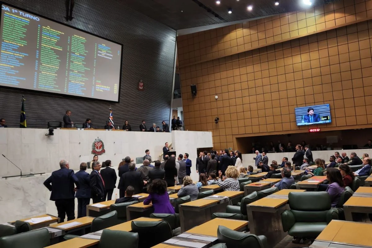Com 55 deputados reeleitos, Alesp terá renovação de 39 cadeiras em 2027