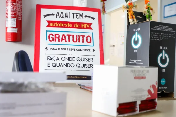 Centro de atendimento - Metrópoles