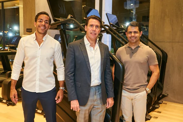 Convidados na inauguração da academia Six