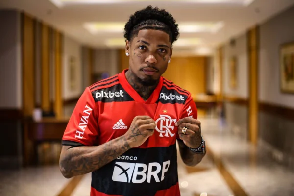 Veja o que muda no Flamengo sem Michael e com a chegada de Marinho