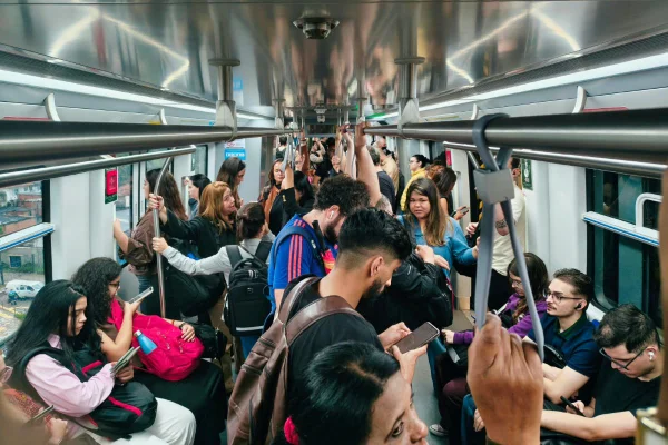Monotrilho da Linha 17: chuva para trens, alaga estações e frustra usuários - destaque galeria Monotrilho da Linha 17: chuva para trens, alaga estações e frustra usuários - destaque galeria