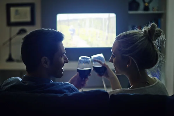 Dez séries com muitas cenas de sexo para esquentar o clima a dois
