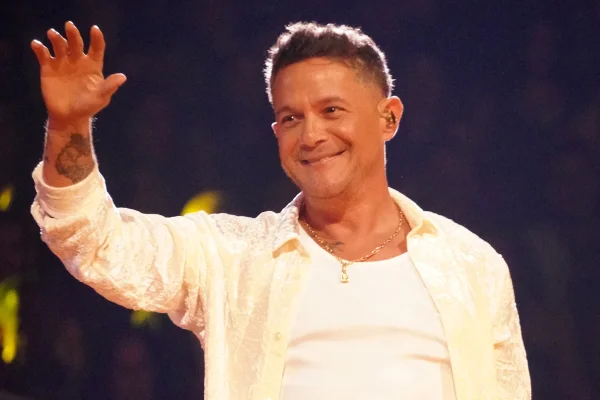Foto colorida de Alejandro Sanz - Metrópoles