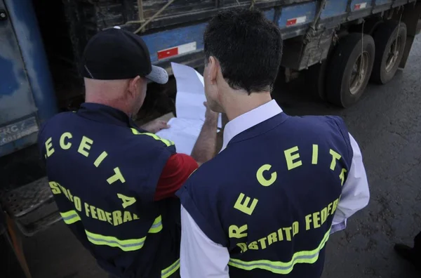 GDF quer pagar incentivo para auditores que cobrarem mais dívidas