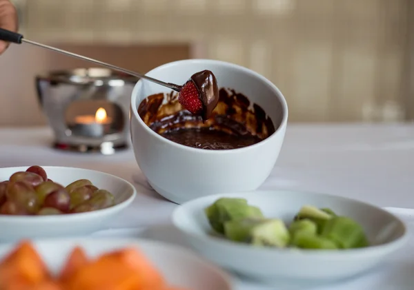 Frio combina com fondue. Listamos cinco lugares onde prová-lo