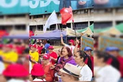 A manifestação ocorreu das 9h às 14h e reuniu aproximadamente 400 pessoas A manifestação ocorreu das 9h às 14h e reuniu aproximadamente 400 pessoas