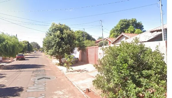 “Negra sebosa”: suboficial da Marinha xinga e fura bola de vizinhos