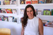 Para Juliana, a administração garante que as instituições mantenham suas atividades ao longo do tempo Para Juliana, a administração garante que as instituições mantenham suas atividades ao longo do tempo