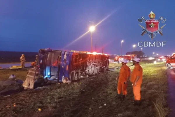 Ônibus - Metrópoles