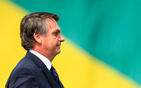 “Neymar está em momento difícil, mas acredito nele”, diz Bolsonaro