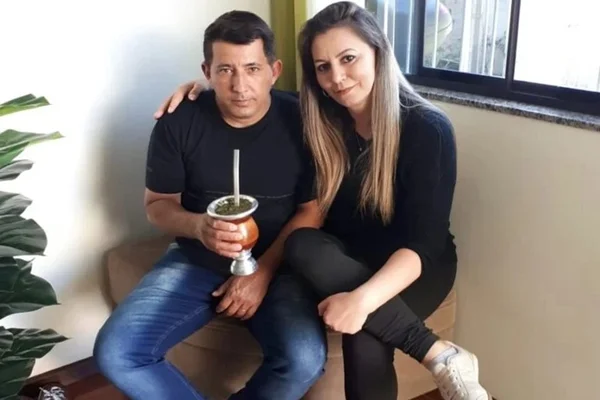 Casal morre de Covid-19 em Curitiba e deixa uma filha