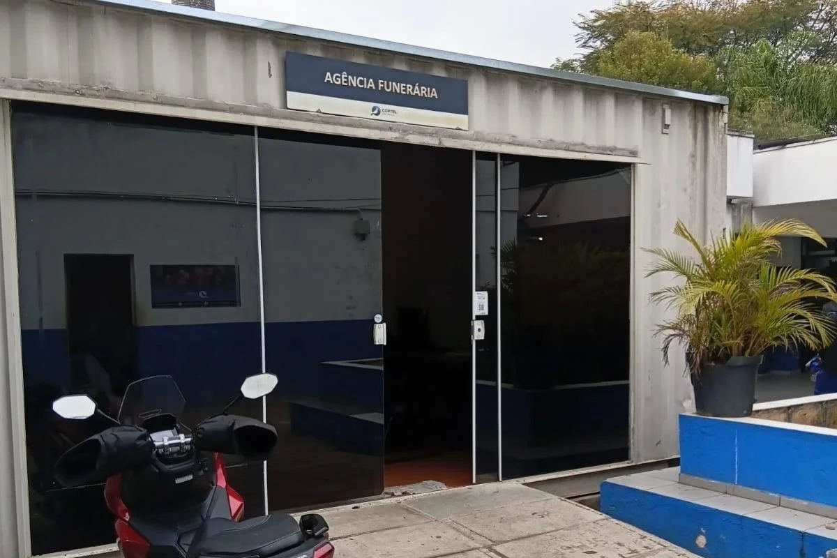 Funerária insistiu com família que corpo trocado em velório era o correto