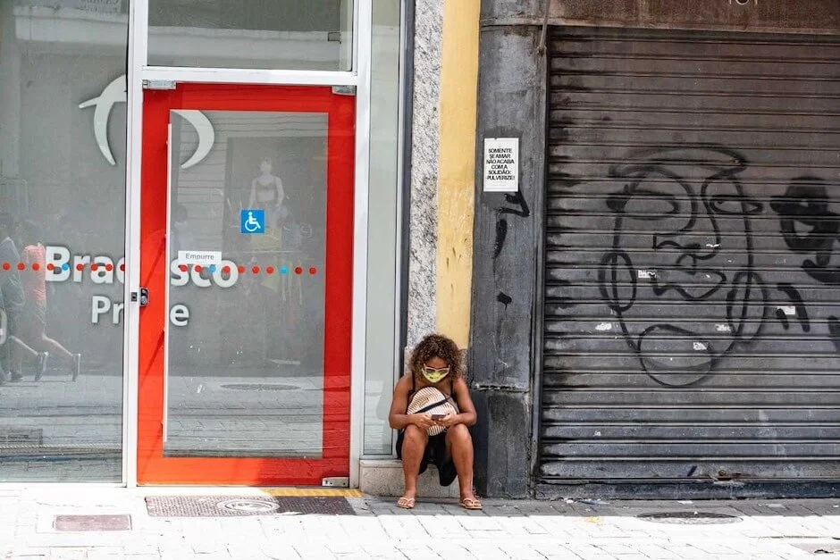 Comércio fechado e ruas desertas pelo centro do Rio Comércio fechado e ruas desertas pelo centro do Rio
