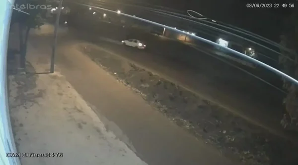 Cenas fortes: câmera flagra acidente que tirou a vida de motoboy no PR