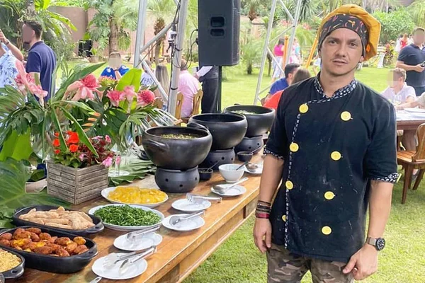 “Lixo”: cerimonialista xinga chef em áudio e vira caso policial; ouça - destaque galeria “Lixo”: cerimonialista xinga chef em áudio e vira caso policial; ouça - destaque galeria