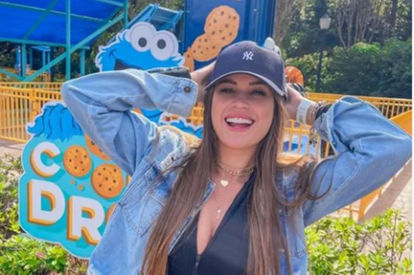 Julia Olympio é banida de parque da Disney