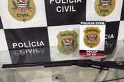 Polícia apreendeu arma de airsoft utilizada no crime Polícia apreendeu arma de airsoft utilizada no crime