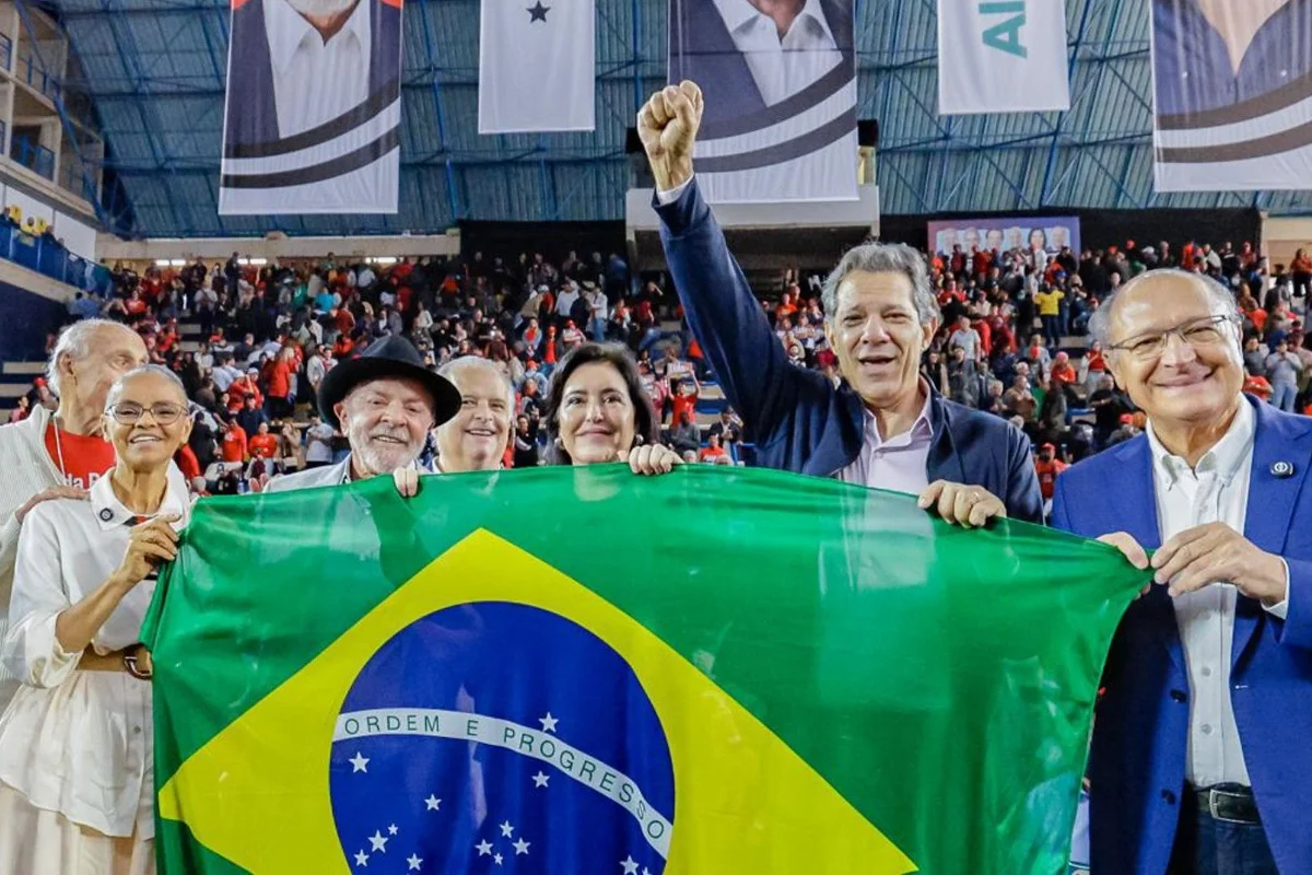 Tebet participou de convenção partidária do PT em Campinas (SP) neste sábado Tebet participou de convenção partidária do PT em Campinas (SP) neste sábado