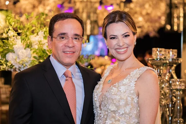 Eduardo Morais da Rocha e Virgínia Afonso festejam as bodas de marfim
