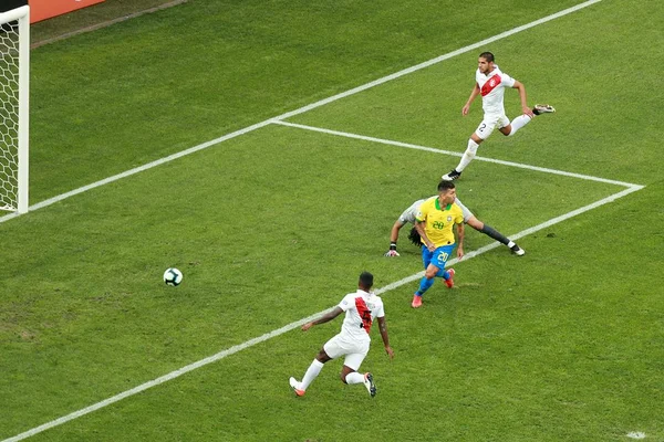 Copa América: Brasil avança às quartas com goleada sobre o Peru: 5 x 0
