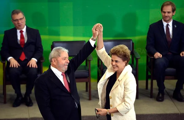 Cai 2ª liminar que impedia nomeação de Lula. Ele volta a ser ministro