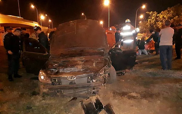 Durante fuga da PM, suspeitos capotam carro no Setor Policial Sul