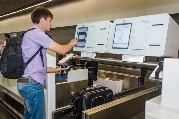 Aeroporto de Brasília inaugura “despacho automatizado” de bagagem