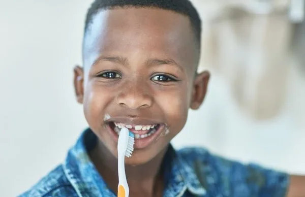 4 mitos e verdades sobre saúde bucal infantil
