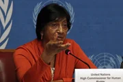 Navi Pillay na sede da ONU em Genebra, Suíça Navi Pillay na sede da ONU em Genebra, Suíça