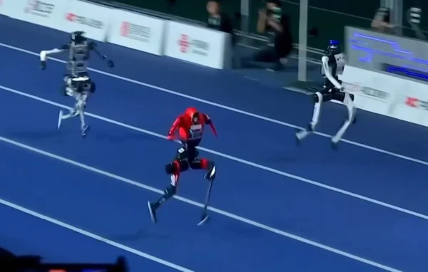 China: robô corredor bate recorde mundial de Usain Bolt nos 100 metros
