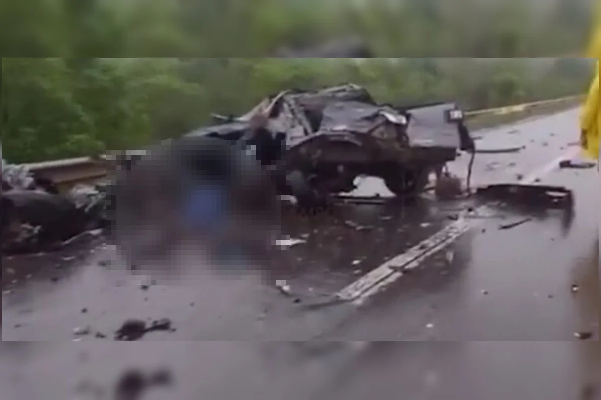 Militares do Exército morrem em grave acidente com carreta na BR-163