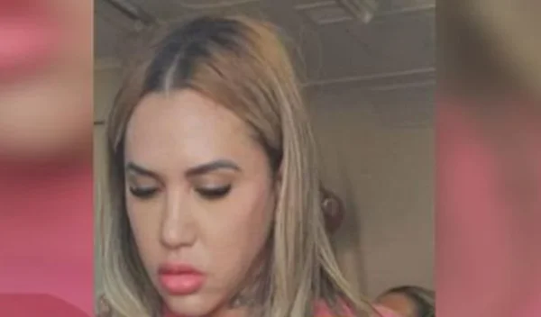 mulher loira
