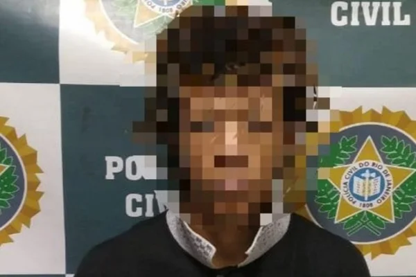 Pai é acusado de quebrar o fêmur de filho de 11 meses em briga