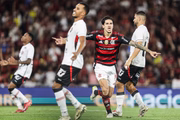 Arrascaeta comemora gol do Flamengo