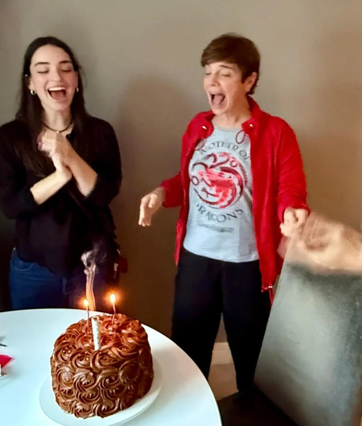 Renata Lo Prete celebra 62 anos em momento raro com a família Renata Lo Prete celebra 62 anos em momento raro com a família