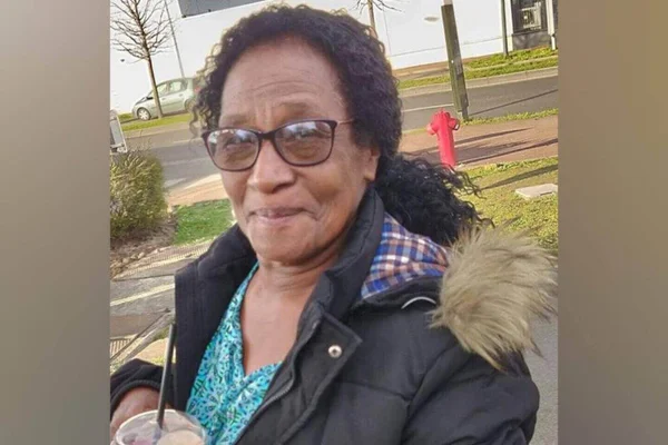 Maria de Lourdes Araújo dos Santos, de 75 anos, morreu em voo de São Paulo para Paris