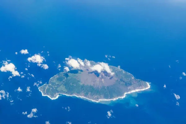 Foto colorida do arquipélago Tokara, no Japão - Metrópoles