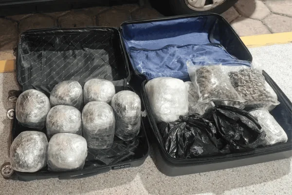 "Olhar 43" denuncia tráfico de maconha em ônibus, no interior de SP