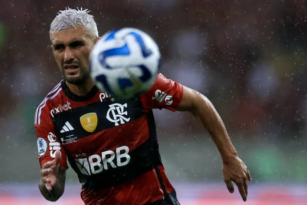 Vitória no clássico é um sinal de que o Flamengo está “on”