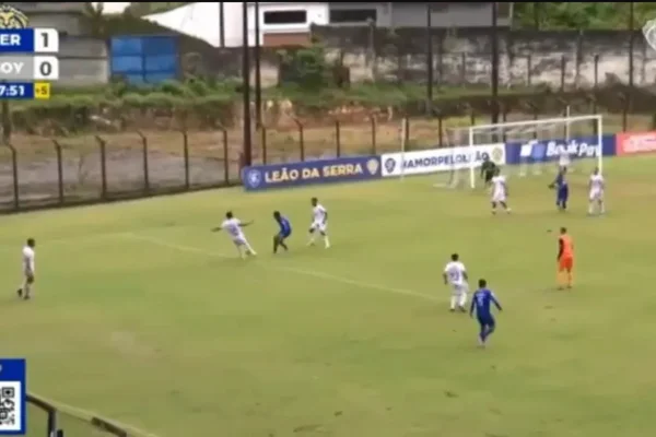 Por suspeita de ligação em apostas, time do Rio afasta dois jogadores