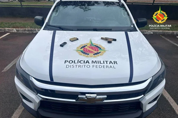 Técnico em necropsia de hospital no DF é detido com arma no carro