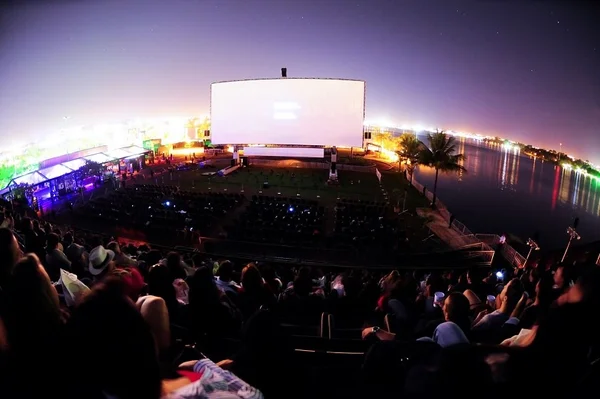 Vivo Open Air promete 21 sessões de cinema e nove shows musicais